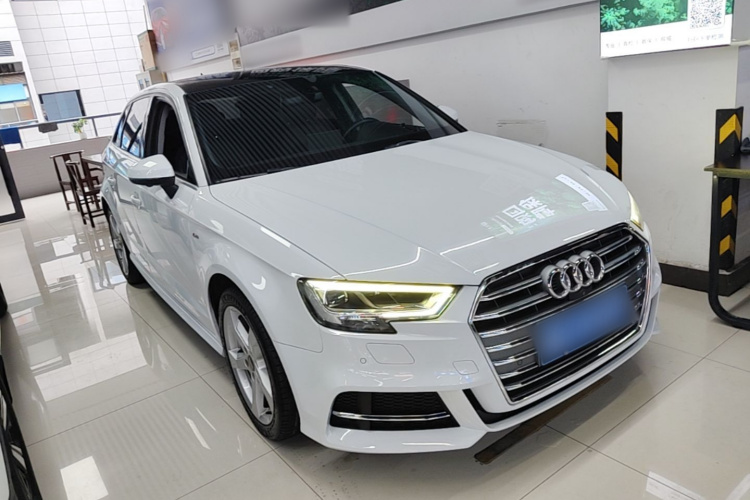 Audi A3 2020 car image #4