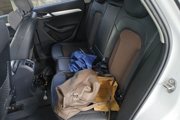 Audi Q3 2019 #19 Audi Q3 2019 car image #19