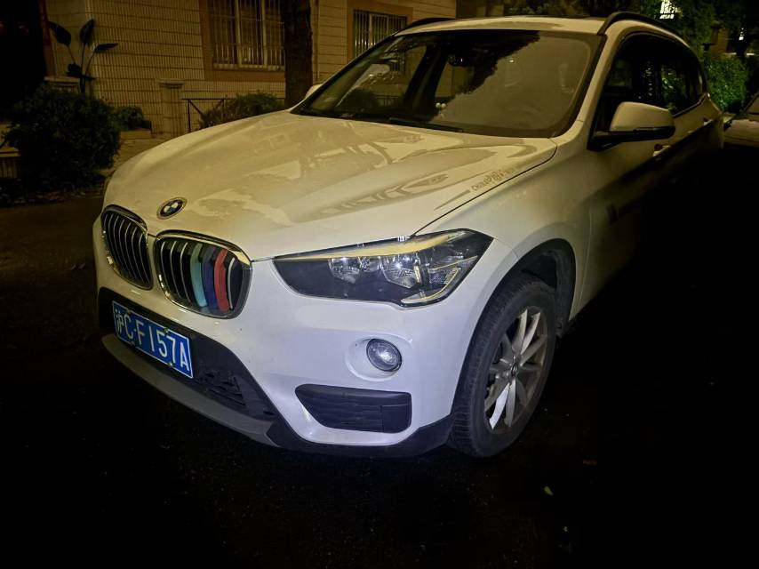 BMW X1 2019 BMW X1 2019 car image