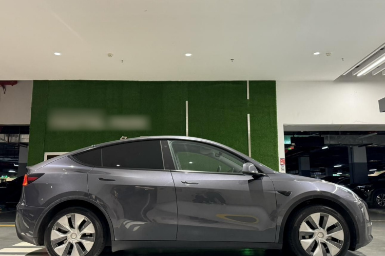 Tesla Model Y 2021 #5 Tesla Model Y 2021 immagine di auto #5