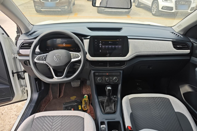 Volkswagen Tharu 2026 car image #10