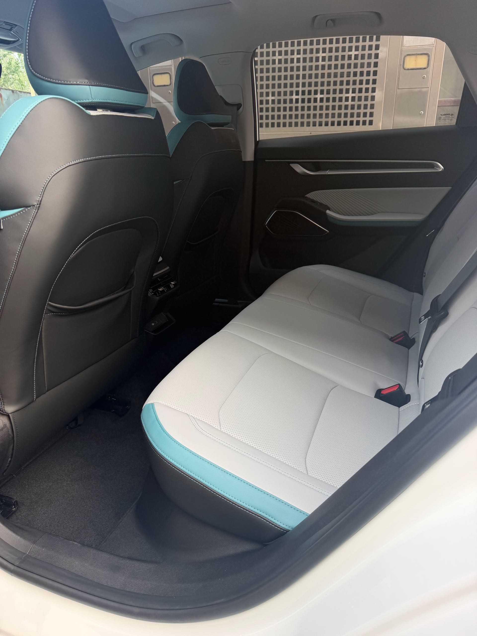 GEELY Emgrand 2023 #9 GEELY Emgrand 2023 car image #9