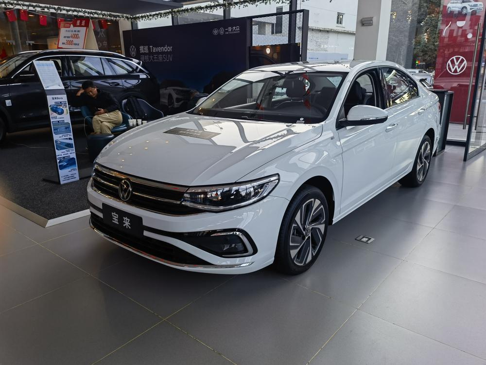 Volkswagen Bora 2025 car image 
