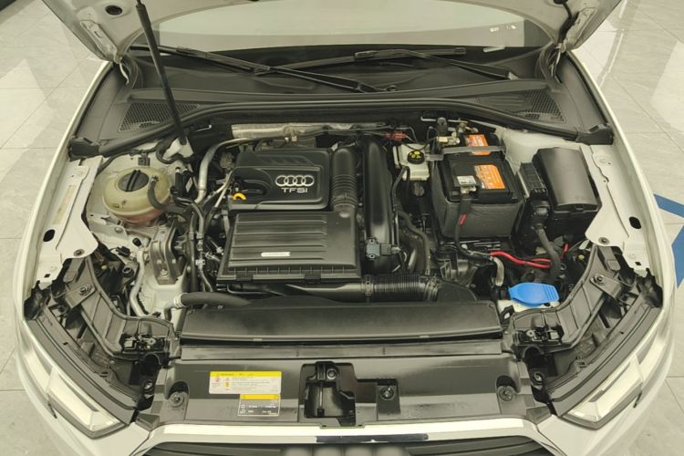 Audi A3 2018 изображение автомобиля #20