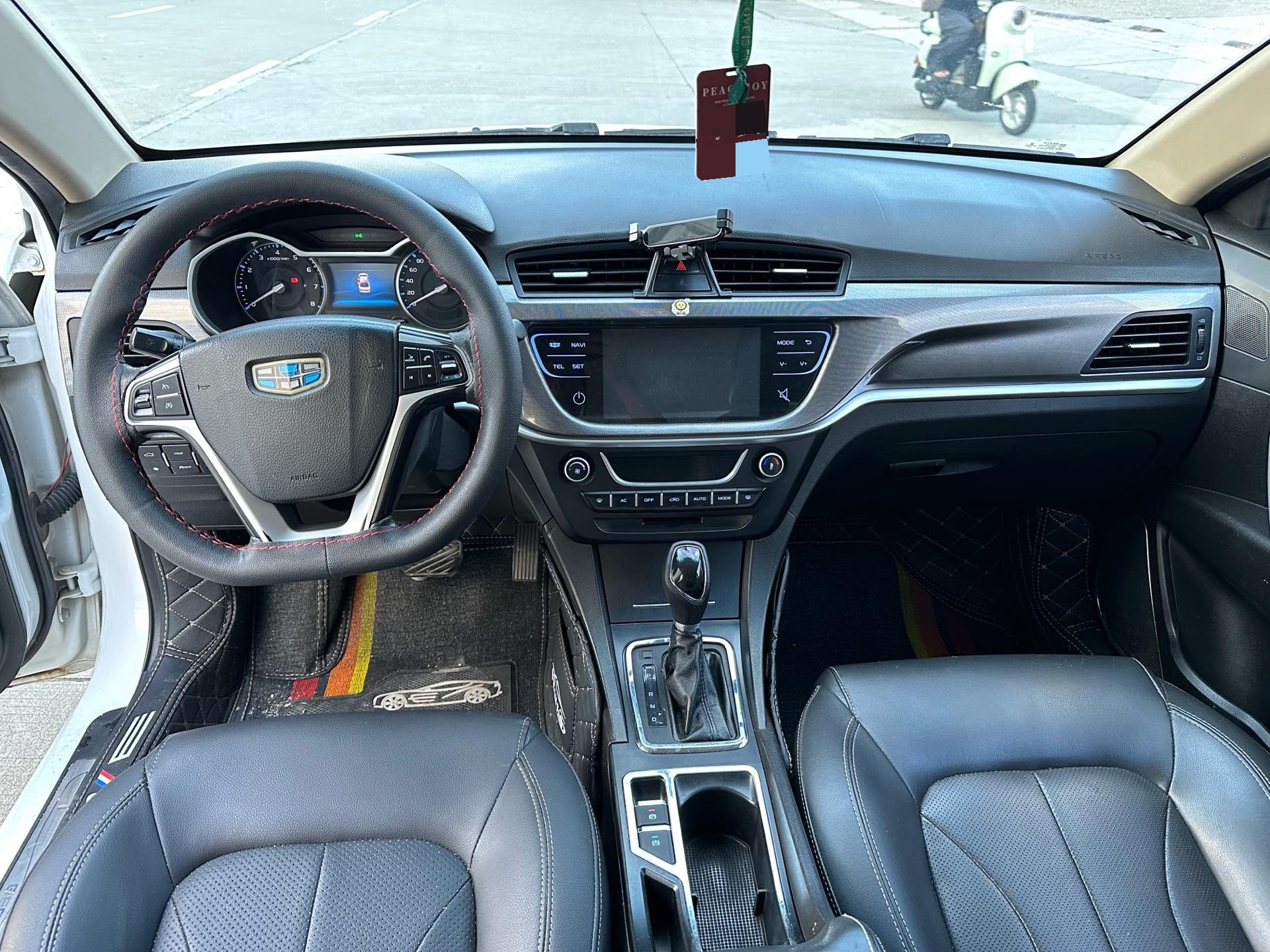 GEELY Emgrand 2017 #6 GEELY Emgrand 2017 car image #6