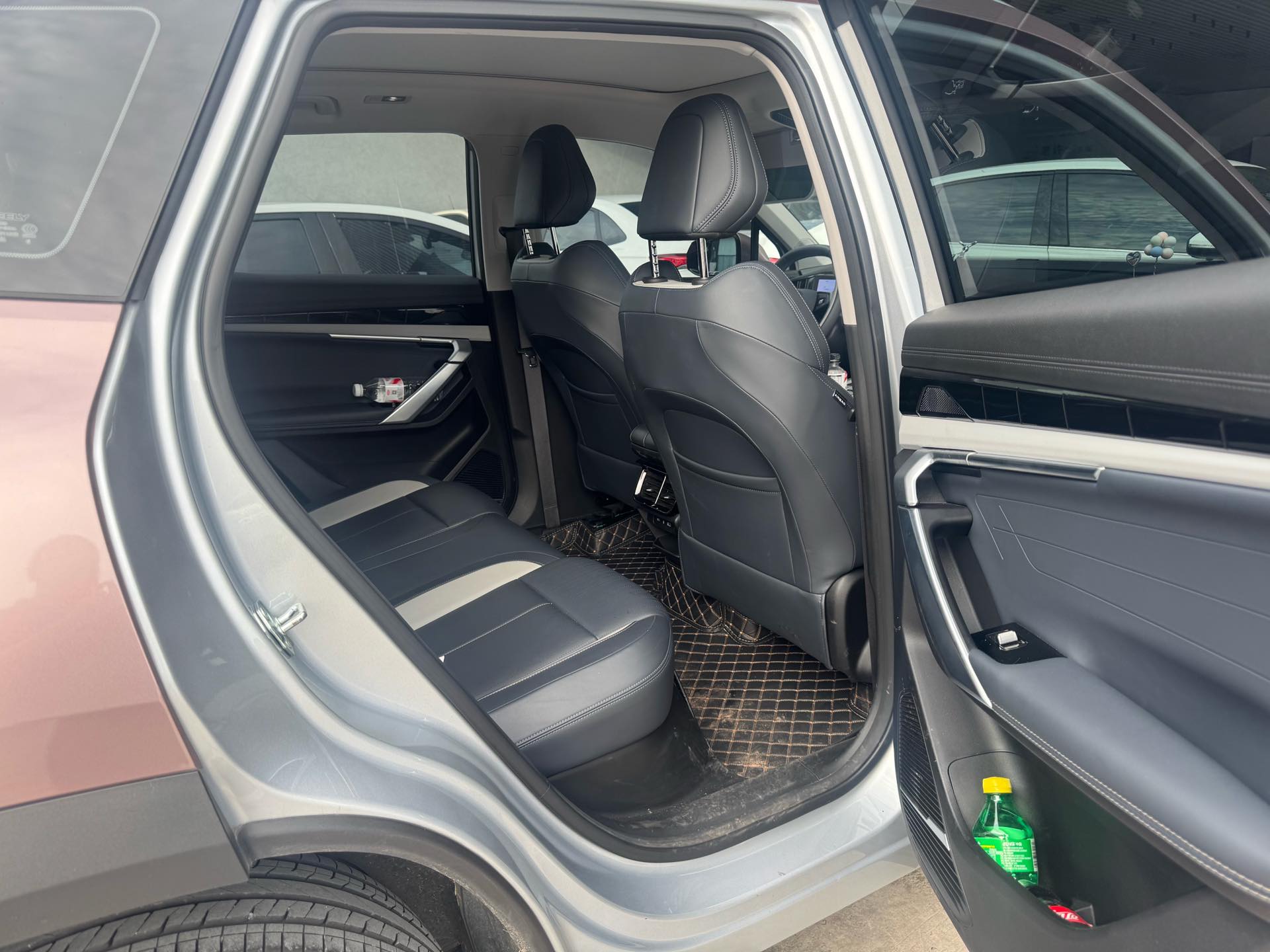 GEELY Boyue L 2024 car image #4