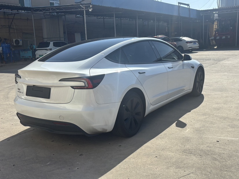 Tesla Model 3 2025 #8 Tesla Model 3 2025 car image #8