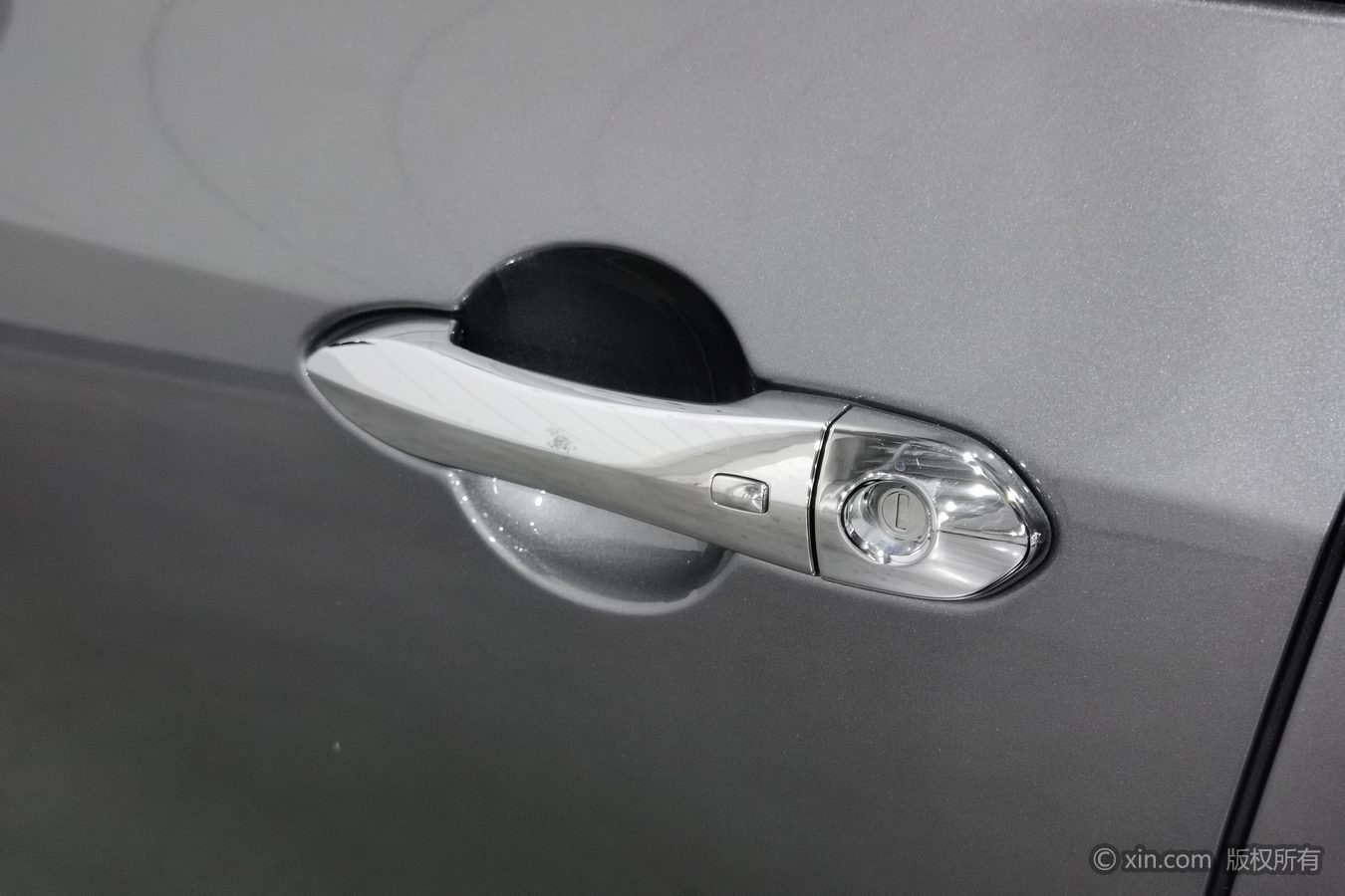 2023 car image #19