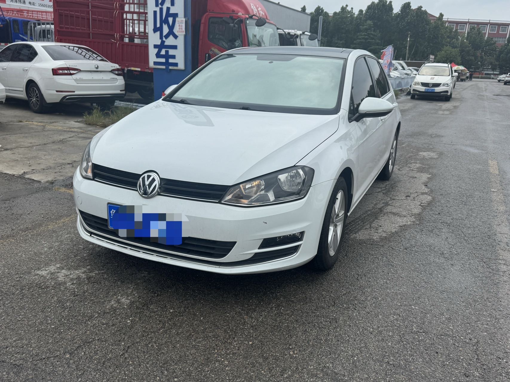 Volkswagen Golf 2015 car image 