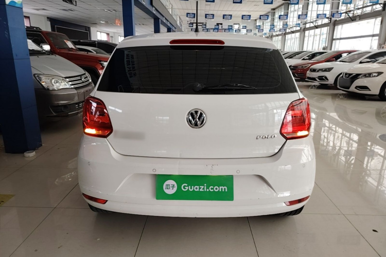 Volkswagen Polo 2015 #6 Volkswagen Polo 2015 car image #6