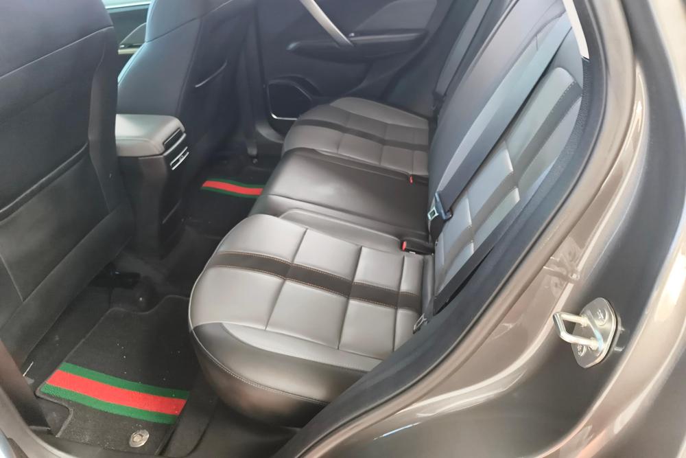 GEELY Coolray 2023 image de voiture #16
