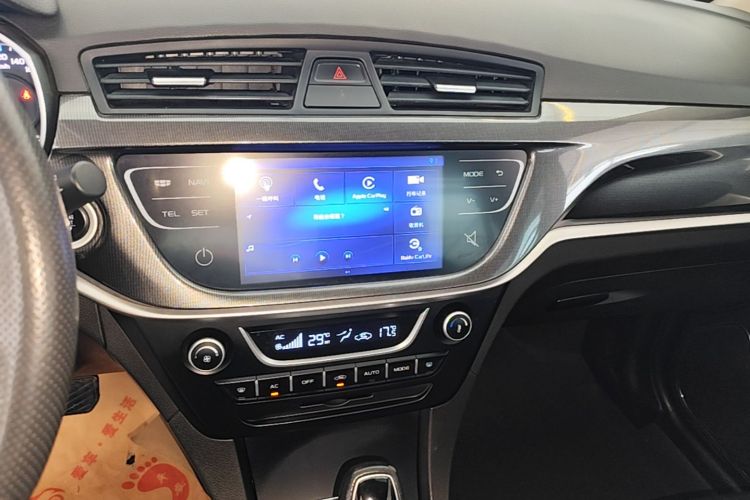 GEELY Emgrand 2017 #13 GEELY Emgrand 2017 immagine di auto #13