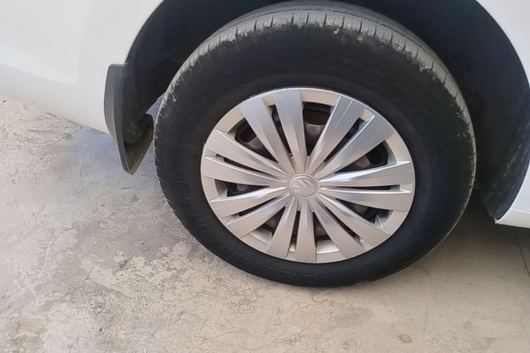 Volkswagen Santana 2022 car image #10