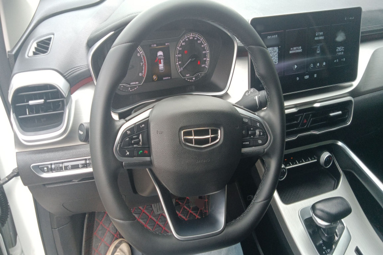 GEELY Coolray 2022 car image #15