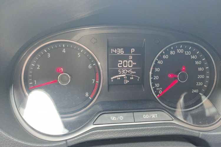 Volkswagen Polo 2016 #12 Volkswagen Polo 2016 car image #12