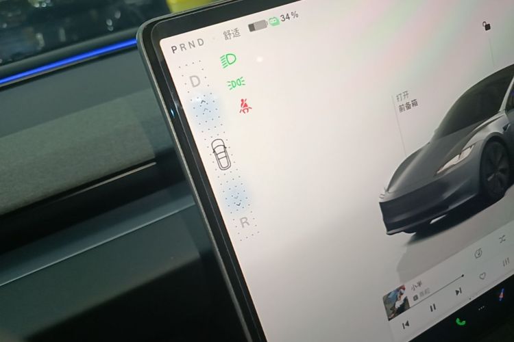 Tesla Model 3 2024 #14 Tesla Model 3 2024 car image #14