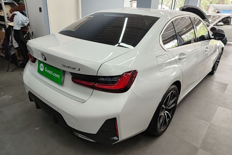 BMW 3 Series 2024 #7 BMW 3 Series 2024 car image #7