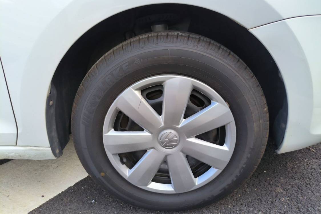 Volkswagen Santana 2015 car image #9