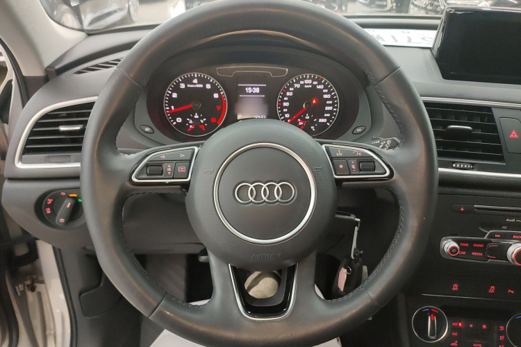 Audi Q3 2019 image de voiture #15