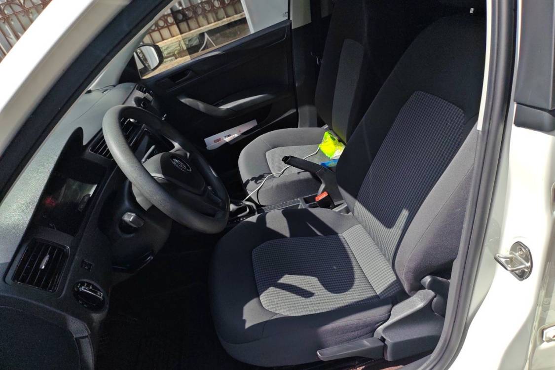 Volkswagen Santana 2019 car image #18