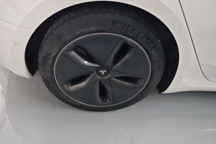 Tesla Model 3 2020 immagine di auto #10
