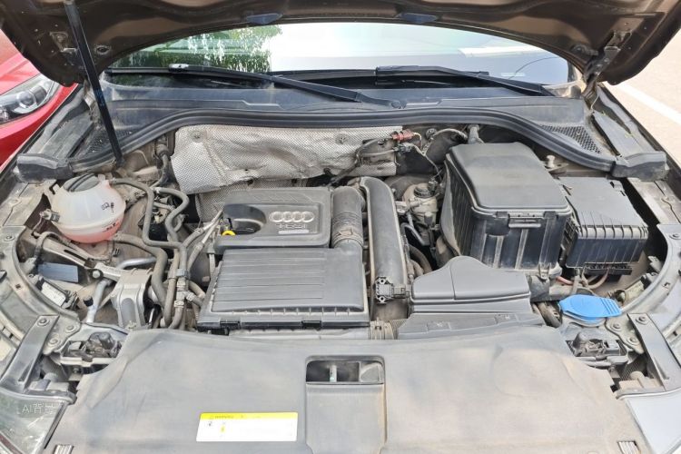 Audi Q3 2014 immagine di auto #22