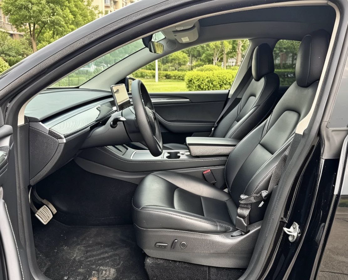 Tesla Model Y 2021 #4 Tesla Model Y 2021 car image #4