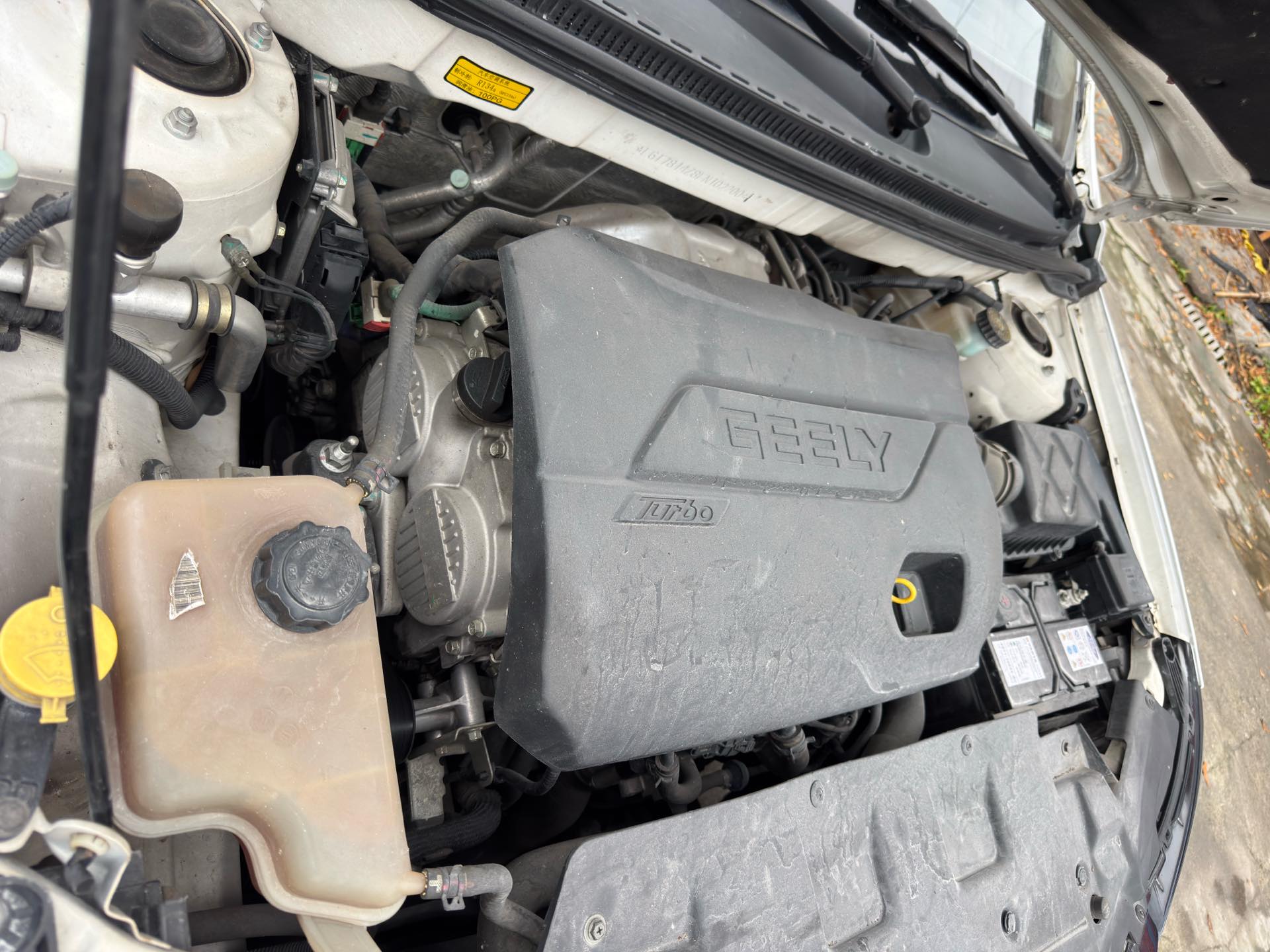 GEELY Emgrand 2015 صورة سيارة #26