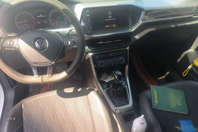 Volkswagen T-Cross 2021 car image #11