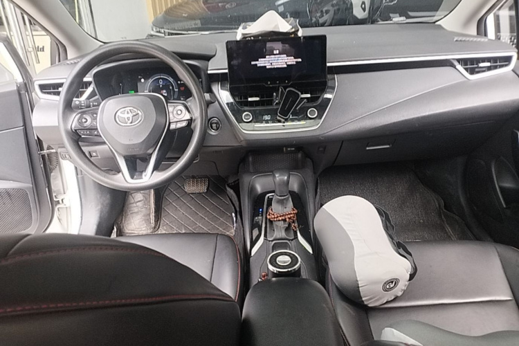 Toyota Corolla 2024 car image #10
