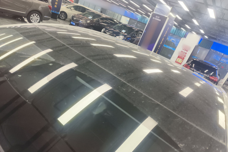 Tesla Model Y 2024 car image #25