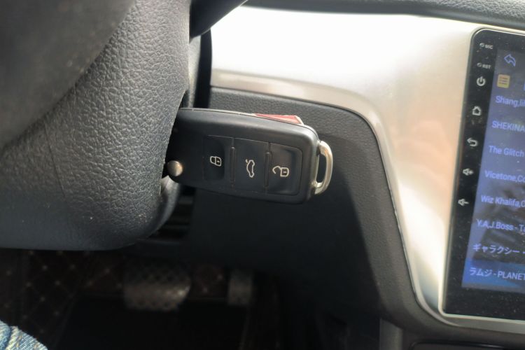 Volkswagen Lavida 2018 car image #9