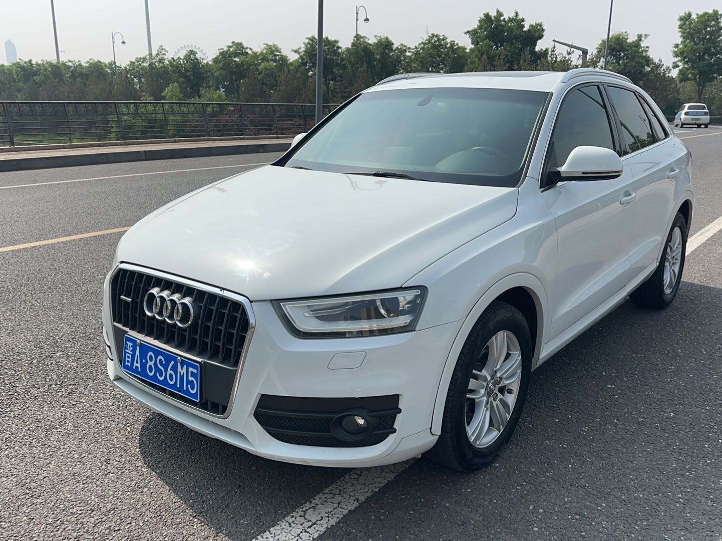 Audi Q3 2014 car image 