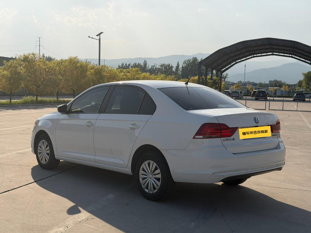 Volkswagen Santana 2022 car image #4