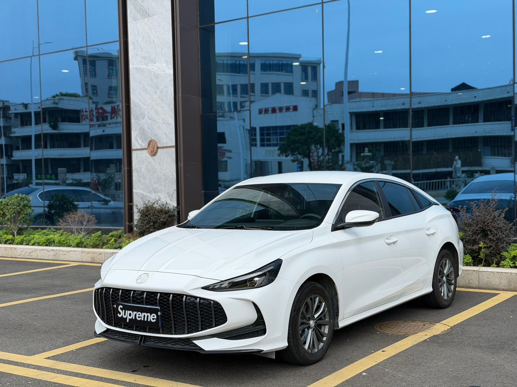 MG 5 2025 car image 