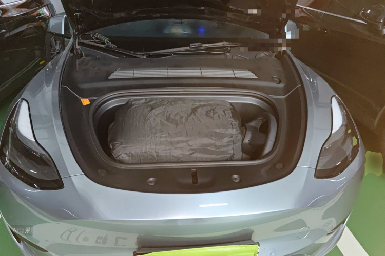 Tesla Model Y 2022 car image #22
