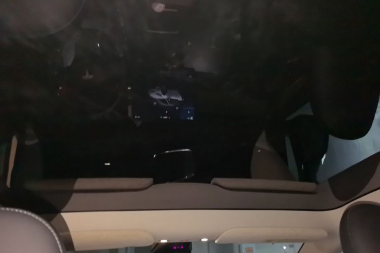 Tesla Model Y 2023 #16 Tesla Model Y 2023 car image #16