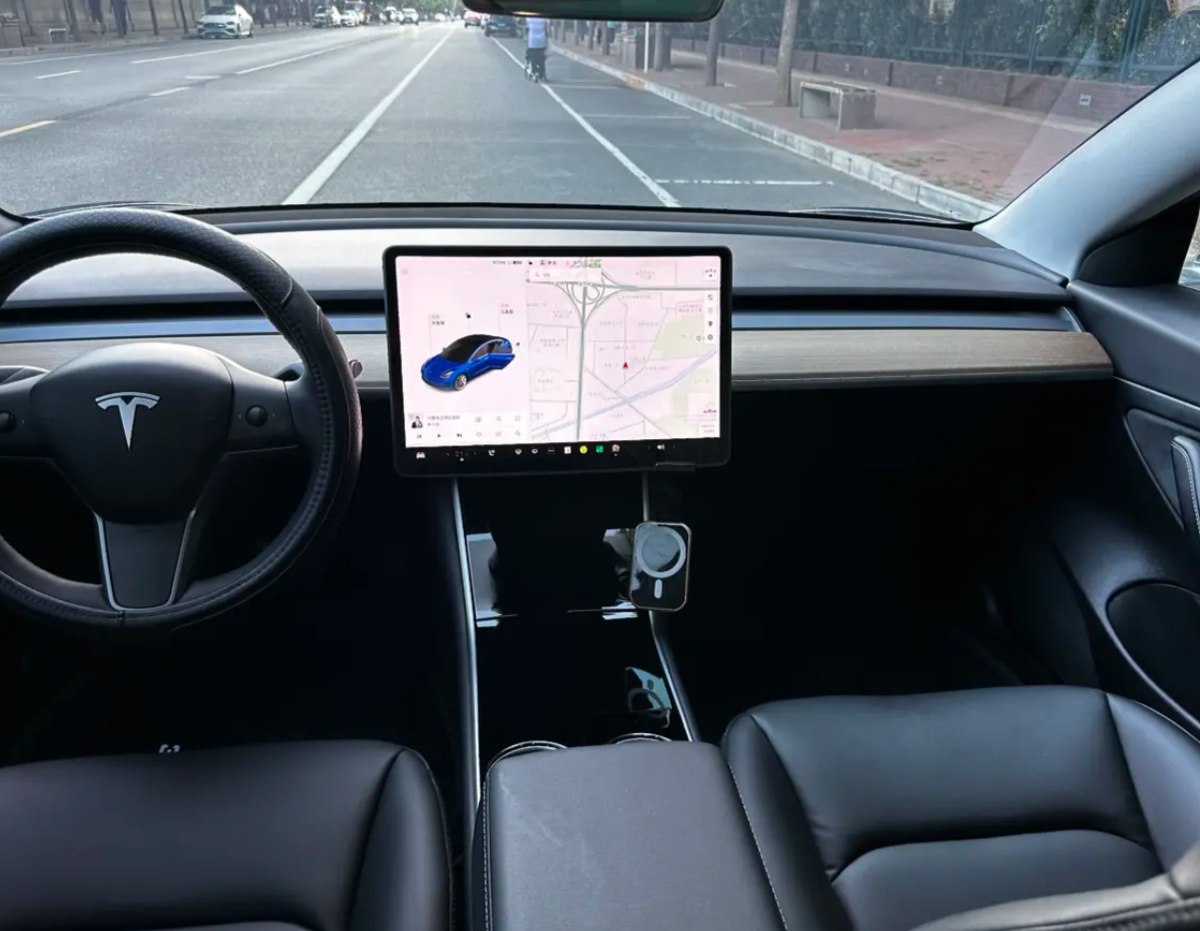 Tesla Model 3 2020 #3 Tesla Model 3 2020 car image #3