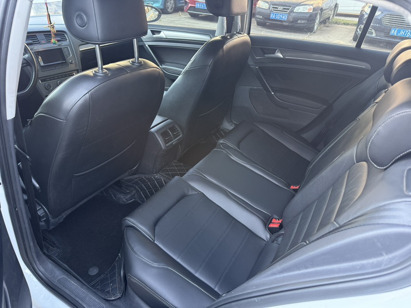 Volkswagen Golf 2016 immagine di auto #3