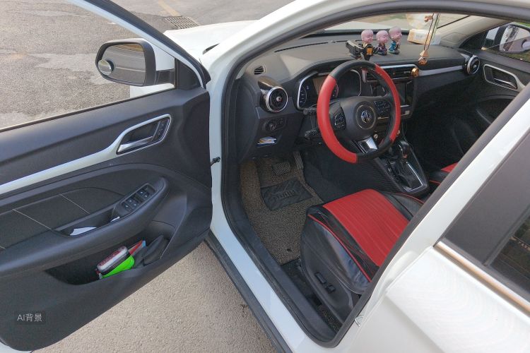 MG ZS 2018 изображение автомобиля #18