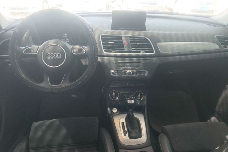 Audi Q3 2018 #11 Audi Q3 2018 car image #11