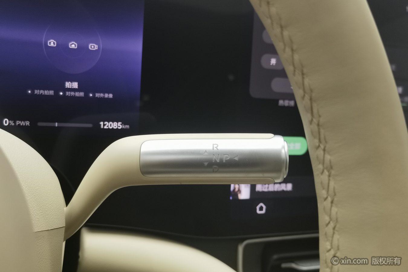 2025 car image #14