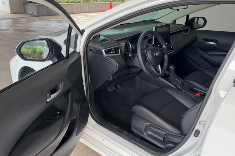 Toyota Corolla 2021 car image #12