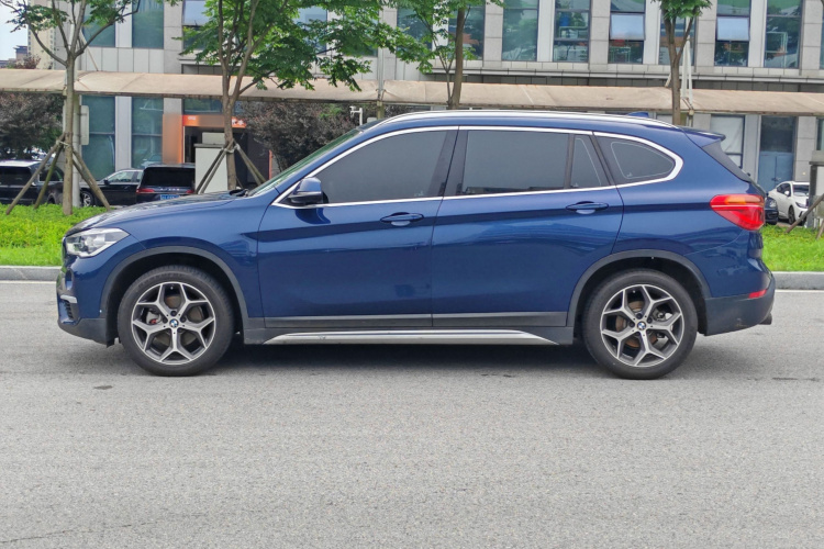 BMW X1 2019 car image #8