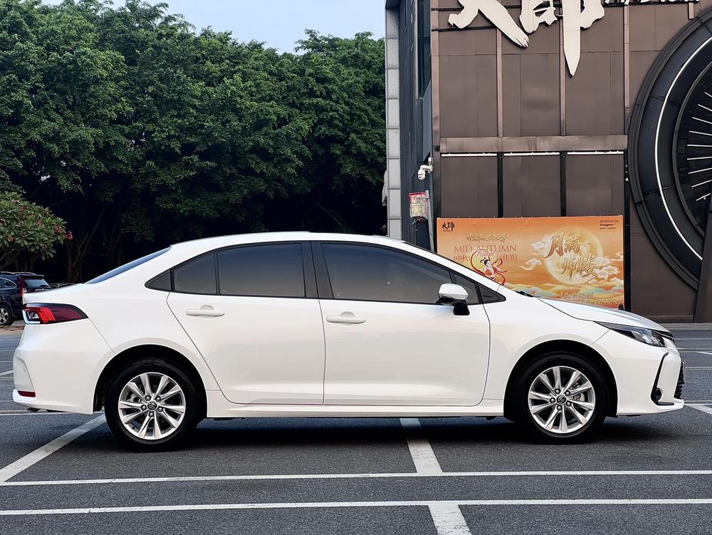 Toyota Corolla 2024 car image #8