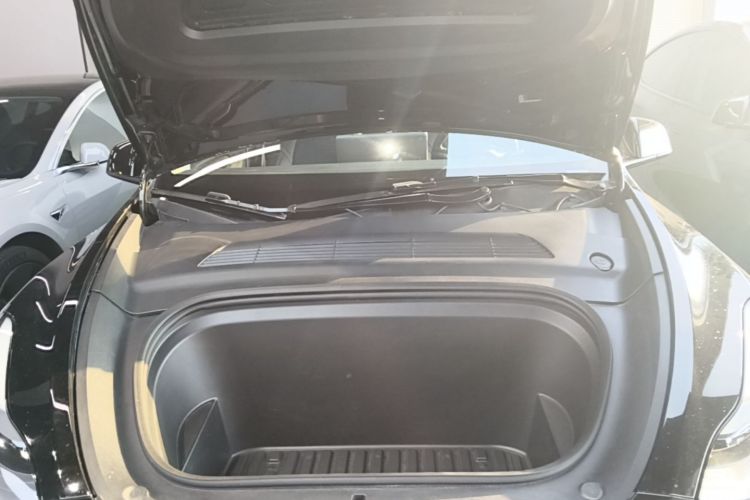 Tesla Model Y 2023 #20 Tesla Model Y 2023 image de voiture #20