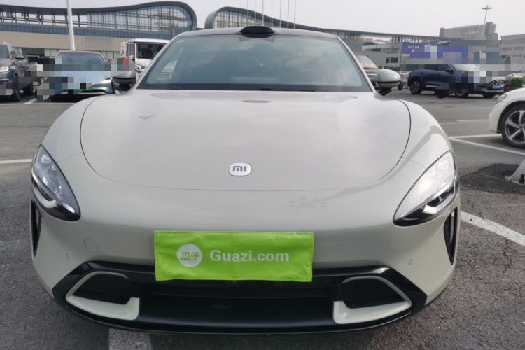 MI SU7 2024 immagine di auto #3