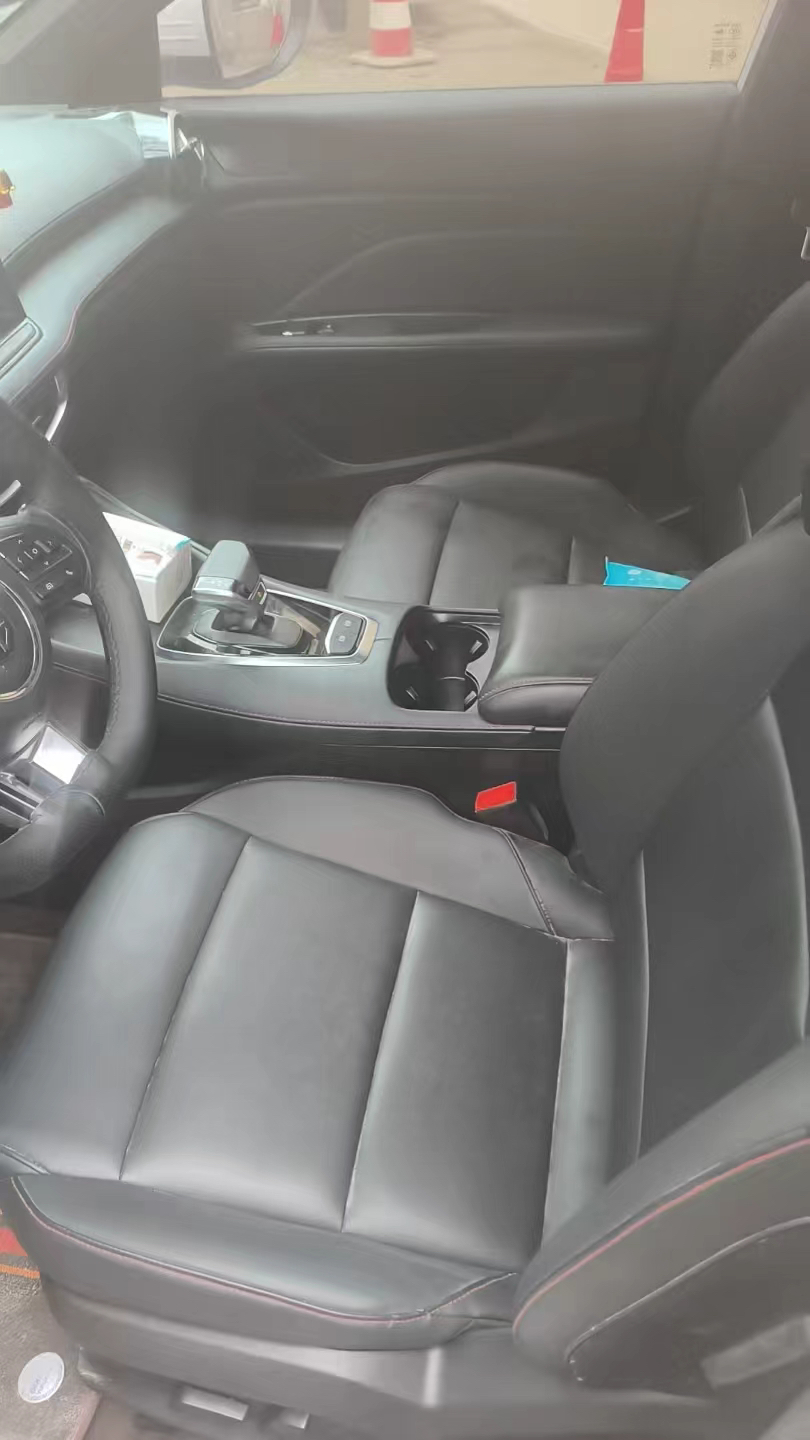 MG 5 2025 imagen de coche #3