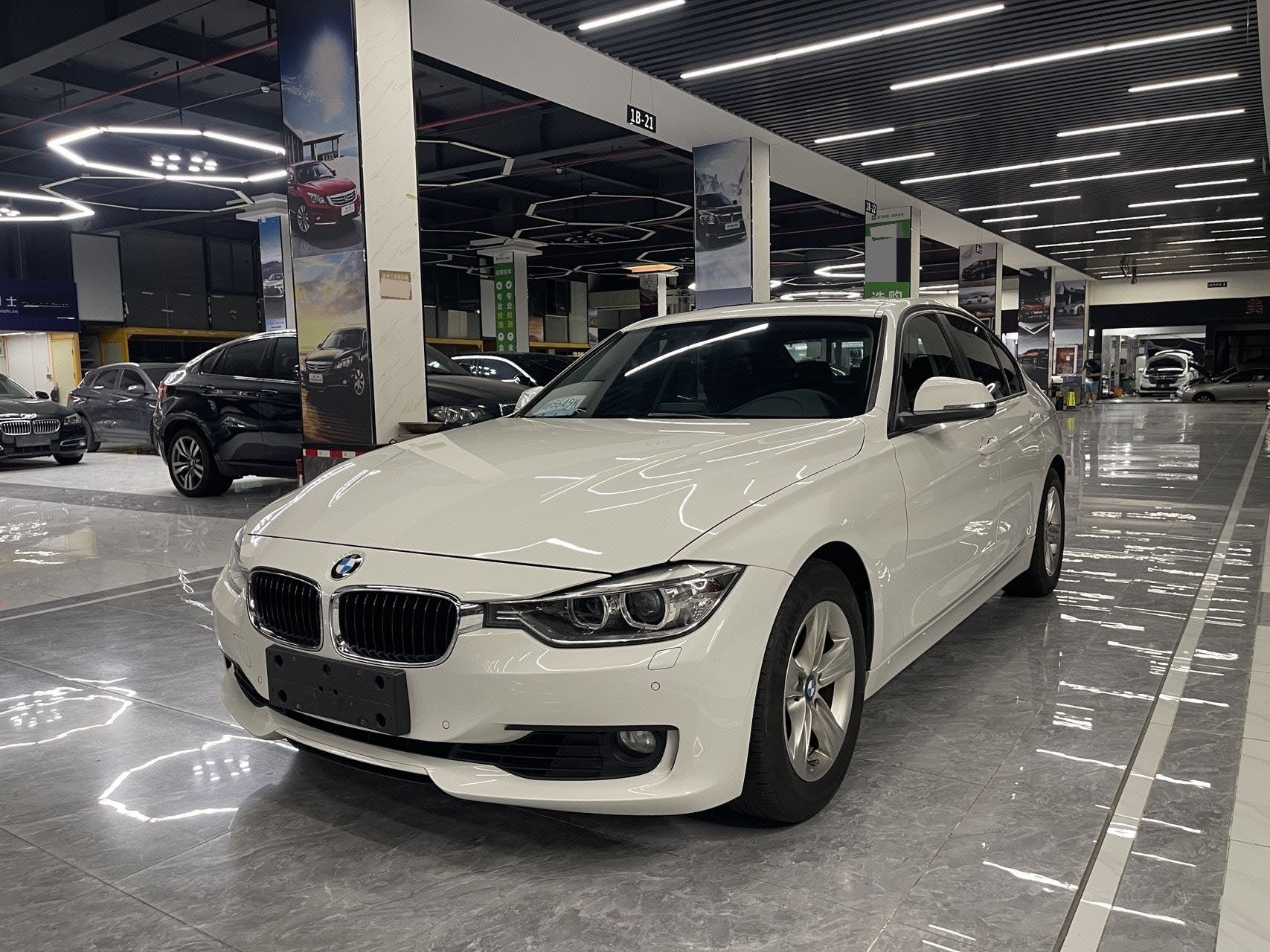 BMW 3 Series 2015 BMW 3 Series 2015 car image