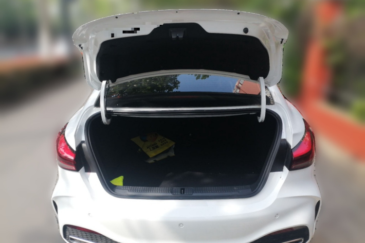 MG 5 2025 image de voiture #21